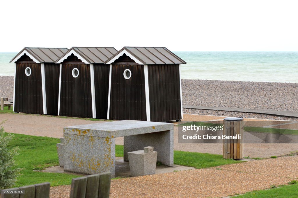 Cabins in front of the Atlantic Ocean