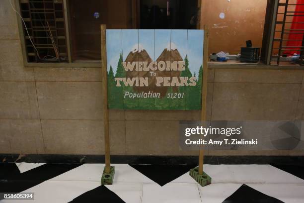 The welcome to Twin Peaks sign is ready for photos with fans during the Twin Peaks UK Festival 2017 at Hornsey Town Hall Arts Centre on October 7,...