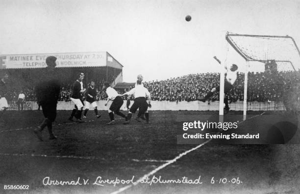 Arsenal play Liverpool at the Manor Ground in Plumstead, 6th October 1906. Originally named Woolwich Arsenal after the nearby Royal Arsenal, the team...