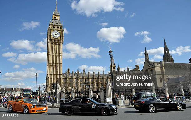 Convoy of Fast & Furious muscle cars drive through London Streets as Universal Pictures teams up with the UK�s ultimate Fast & Furious fans to...
