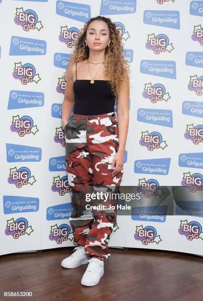 Ella Eyre poses at Girlguiding UK's Big Gig at SSE Arena on October 7, 2017 in London, England.