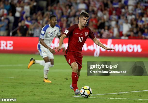 Christian Pulisic of the United States attempts a shot on goal during the final round qualifying match against Panama for the 2018 FIFA World Cup at...