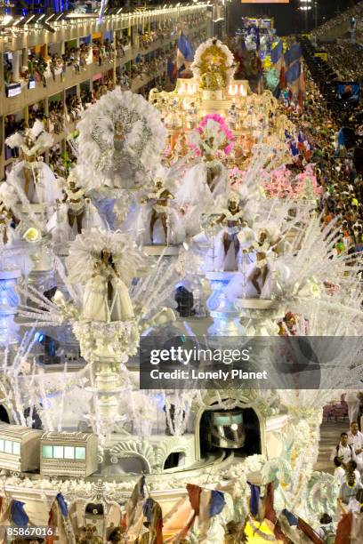 carnaval floats in parade. - festival float stock pictures, royalty-free photos & images