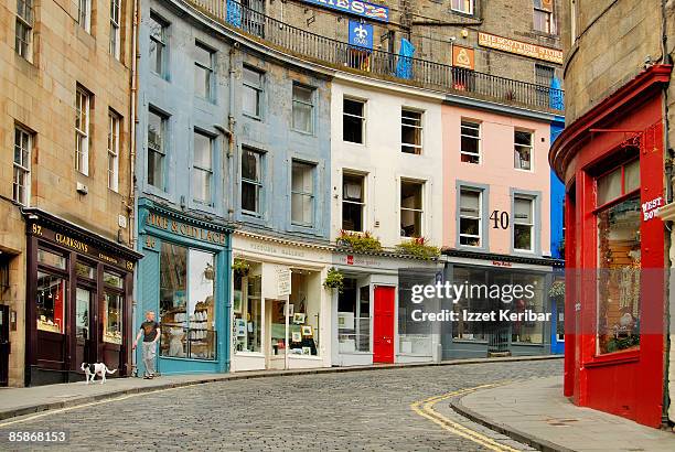 edinburgh grassmarket. - lothian bildbanksfoton och bilder