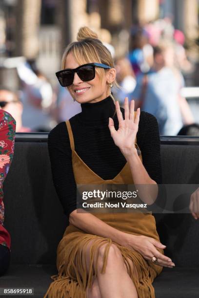 Nicole Richie visits 'Extra' at Universal Studios Hollywood on October 5, 2017 in Universal City, California.