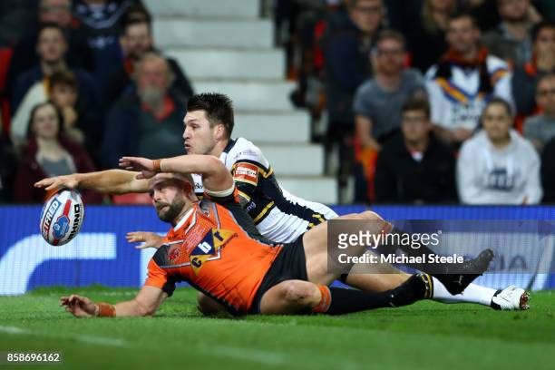 Paul McShane of Castleford Tigers scores a disallowed try during the Betfred Super League Grand Final match between Castleford Tigers and Leeds...