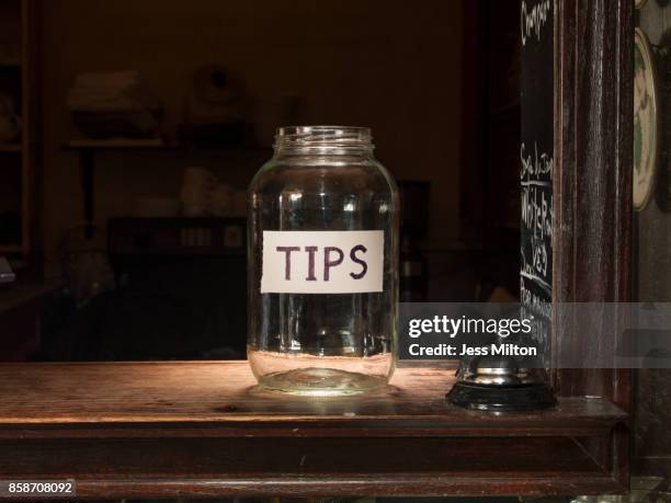 empty tip jar - tip jar cafe stock pictures, royalty-free photos & images