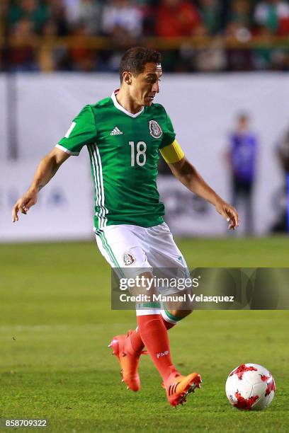 Andres Guardado of Mexicodrives the ball during the match between Mexico and Trinidad & Tobago as part of the FIFA 2018 World Cup Qualifiers at...