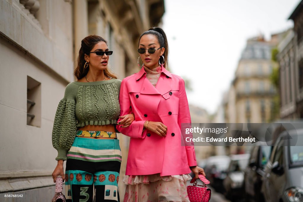 Street Style : Paris Fashion Week Womenswear Spring/Summer 2018 : Day Six