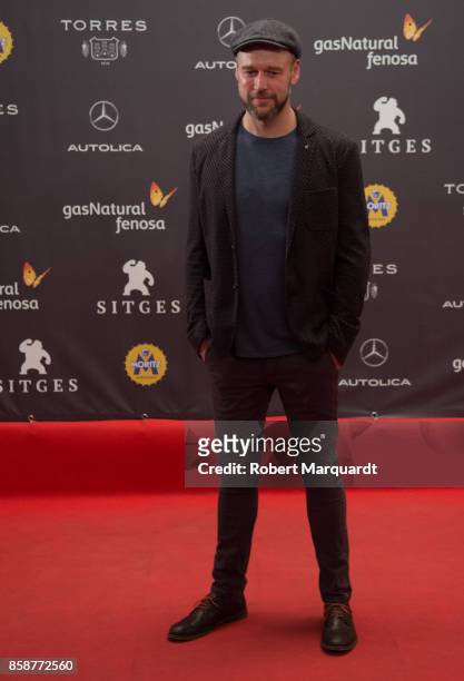 Elliot Cowan poses on the red carpet for his latest film 'Musa' at the Hotel Melia during the Sitges Film Festival 2017 on October 7, 2017 in Sitges,...