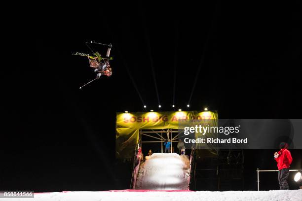 McRae Williams of the USA performs during the Sosh Big Air finals on October 7, 2017 in Annecy, France.