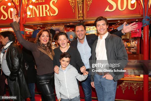 Julia Dahmen with her husband Carlo Florito , son Mikosch , Emilio and Joshua during the premiere of the Circus Roncalli '40 Jahre Reise zum...