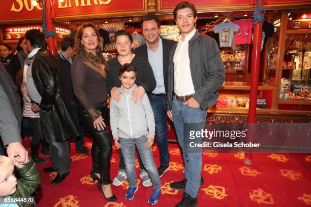 Julia Dahmen with her husband Carlo Florito , son Mikosch , Emilio and Joshua during the premiere of the Circus Roncalli '40 Jahre Reise zum...