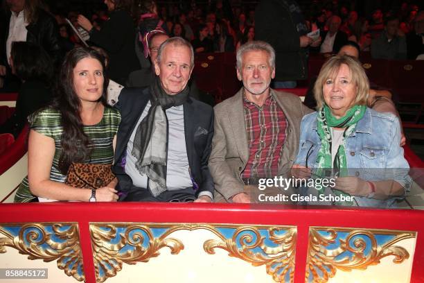 Fritz Egner and his wife Karin Egner, Paul Breitner and his wife Hilde Breitner during the premiere of the Circus Roncalli '40 Jahre Reise zum...