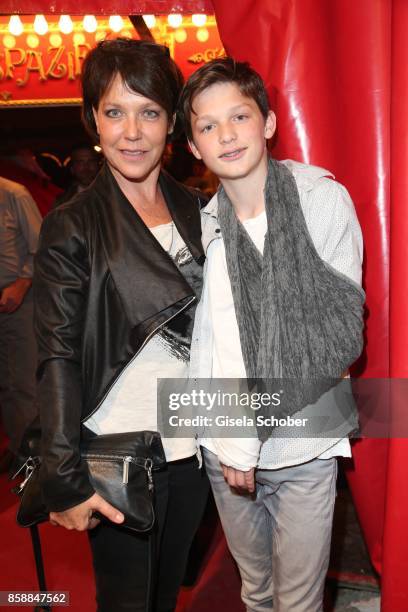 Janina Hartwig and her son David Hartwig during the premiere of the Circus Roncalli '40 Jahre Reise zum Regenbogen' on October 7, 2017 in Munich,...