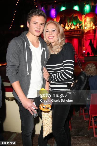 Jacob Orender Jacob Kent Photos and Premium High Res Pictures - Getty Images