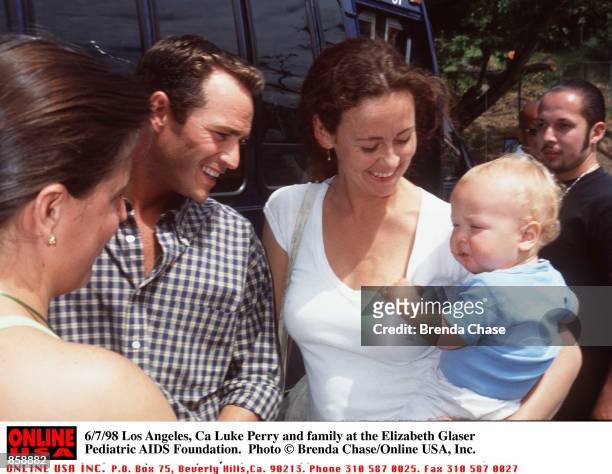 Los Angeles, CA. Luke Perry with his wife, Minnie Sharp and their baby at the Elizabeth Glaser Pediatric AIDS Foundation.