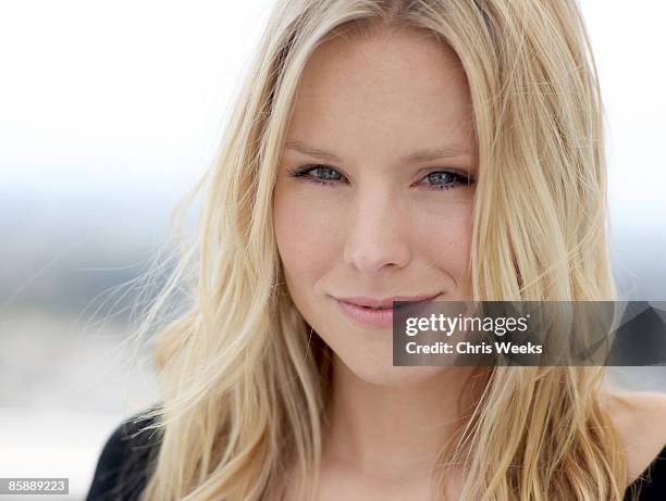 Actress Kristen Bell attends a luncheon for fashion designer Rachel Pally at the Chateau Marmont on April 9, 2009 in West Hollywood, California.