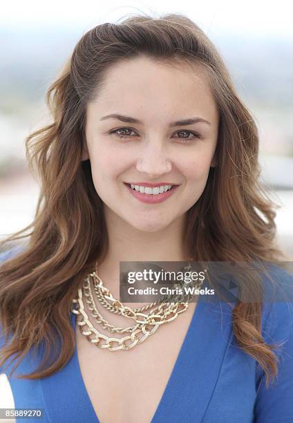 Actress Rachael Leigh Cook attends a luncheon for fashion designer Rachel Pally at the Chateau Marmont on April 9, 2009 in West Hollywood, California.