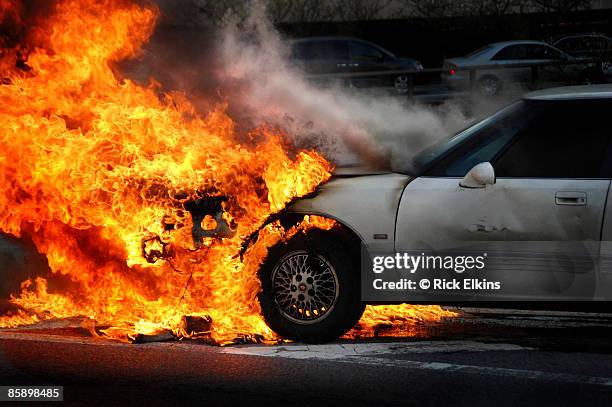 burning car  - car accident stock pictures, royalty-free photos & images