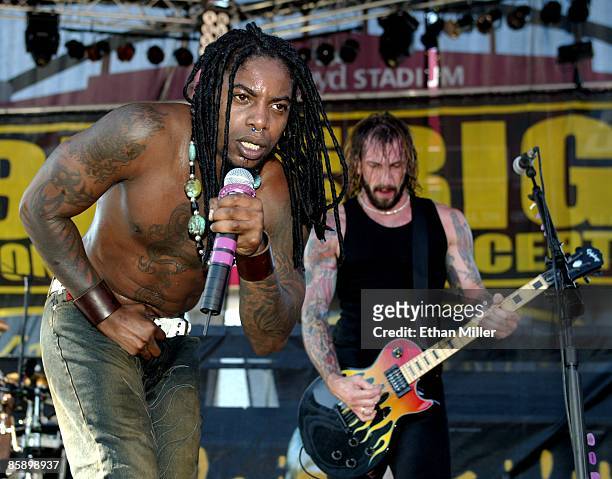 Sevendust singer Lajon Witherspoon and guitarist John Connolly perform at KXTE Xtreme Radio's "Our Big Concert 5" at Sam Boyd Stadium June 16, 2002...
