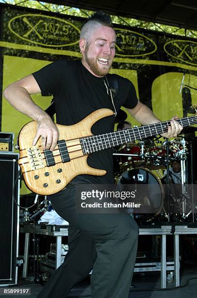 Pulse Ultra bassist Jeff Feldman performs at KXTE Xtreme Radio's "Our Big Concert 5" at Sam Boyd Stadium June 16, 2002 in Las Vegas, Nevada. The band...