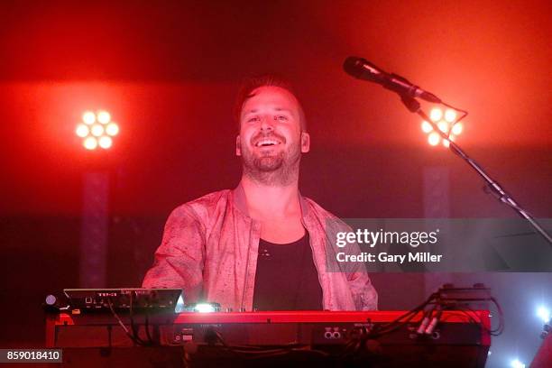 Jon George Singer 8,918 Jon George Photos & High Res Pictures - Getty Images