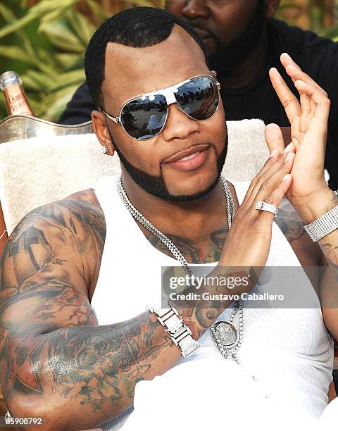 Flo Rida Tag Flo Rida Video Shoot In Miami Beach Photos and Premium High Res ...