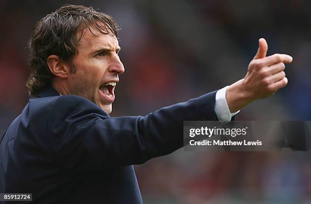 Gareth Southgate, manager of Middlesbrough gives out instructions during the Barclays Premier League match between Middlesbrough and Hull City at the...