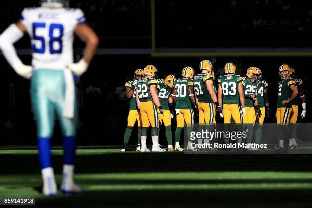 Mason Crosby of the Green Bay Packers prepares to kick off to the Dallas Cowboys in the fourth quarter at AT&T Stadium on October 8, 2017 in...