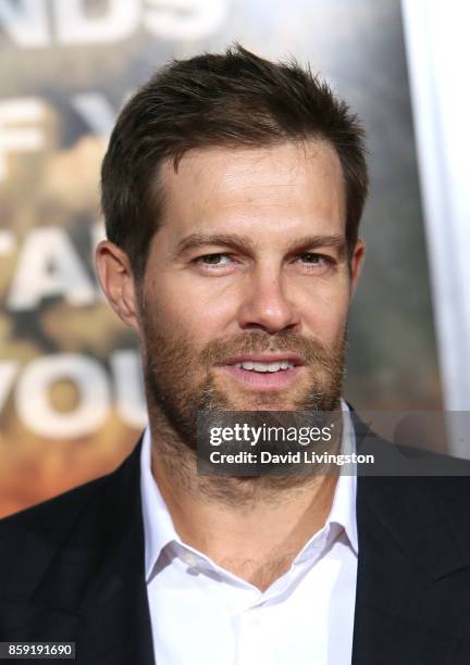 Bio Geoff Stultz Geoff Stults Photos Photos and Premium High Res Pictures - Getty Images