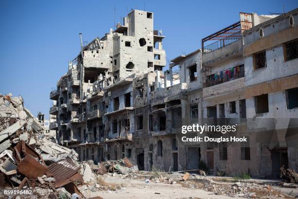 life goes on - syria stockfoto's en -beelden