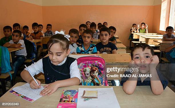 School Time In Iraq 16 Mosul Iraqi Children Have Returned To Class After Some Schools ...