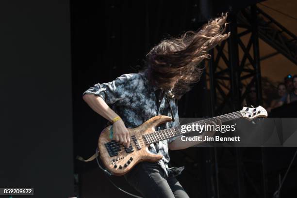 276 Charlie Holt Stock Photos, High-Res Pictures, and Images - Getty Images