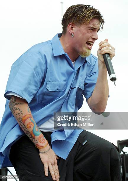 Taproot singer Stephen Richards performs at KXTE Xtreme Radio's "Our Big Concert 4" at Sam Boyd Stadium May 12, 2001 in Las Vegas, Nevada. The band...