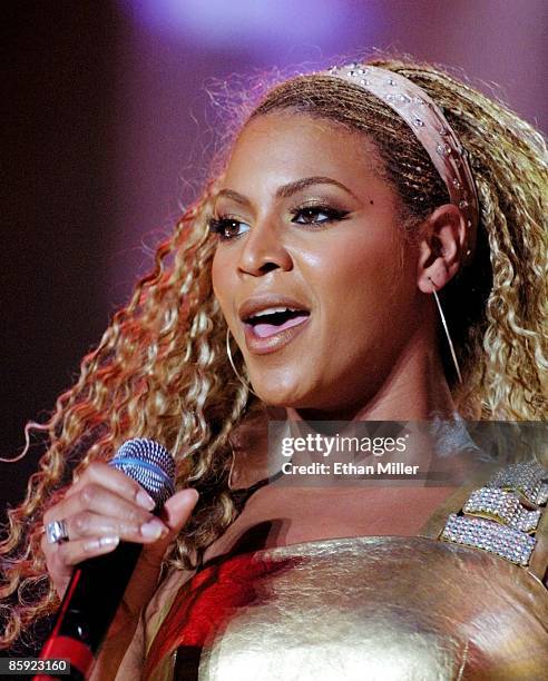 Beyonce Knowles of Destiny's Child performs during a sold-out show as the group headlines MTV's TRL tour at the Mandalay Bay Events Center August 31,...