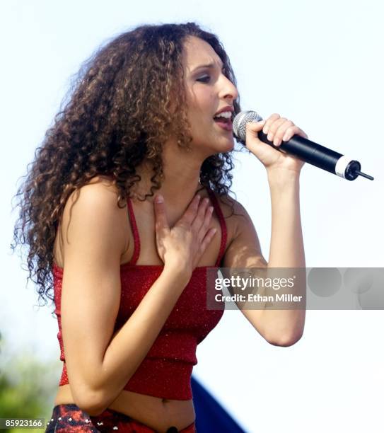 Ashley Rnd Singer 88 Ashley Ballard Stock Photos, High-Res Pictures, and Images - Getty ...