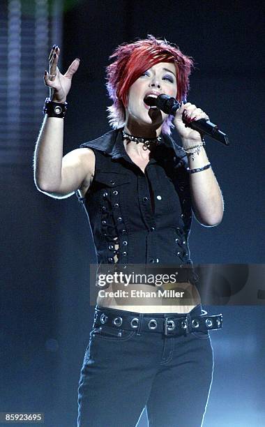 Nikki McKibbin performs during the "American Idol in Vegas" concert at the MGM Grand Garden Arena September 18, 2002 in Las Vegas, Nevada.