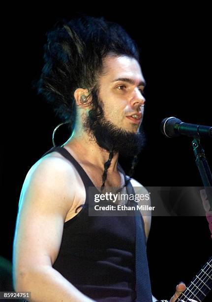 Static X Singer Wayne Of Static X Photos and Premium High Res Pictures - Getty Images