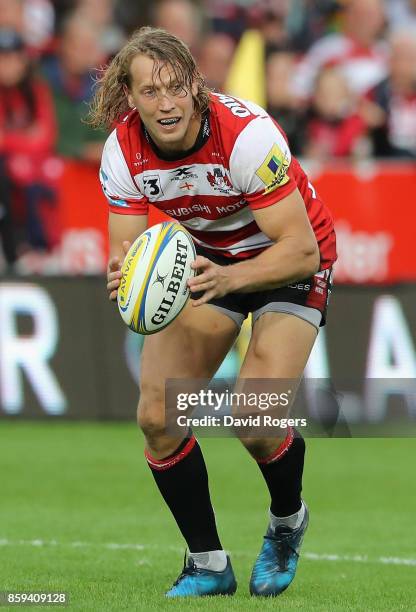 Billy Twelvetrees of Gloucester runs with the ball during the Aviva Premiership match between Gloucester Rugby and Northampton Saints at Kingsholm...