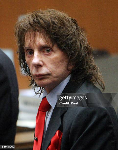 Phil Spector looks at the jury as it they arrive before the verdict was read at Los Angeles Criminal Courts April 13, 2009 in Los Angeles,...