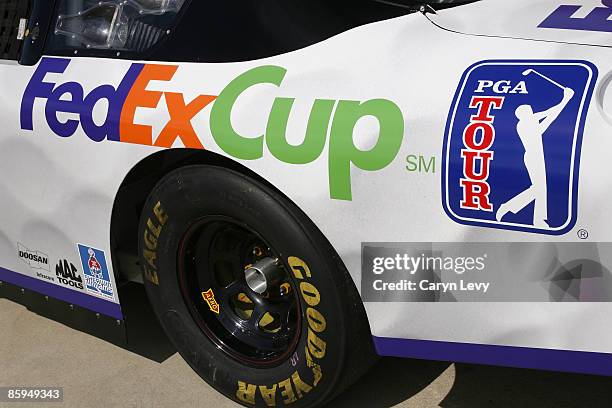Fedex Racing Tools 77 Fedexcup Racing Stock Photos, High-Res Pictures, and Images - Getty ...
