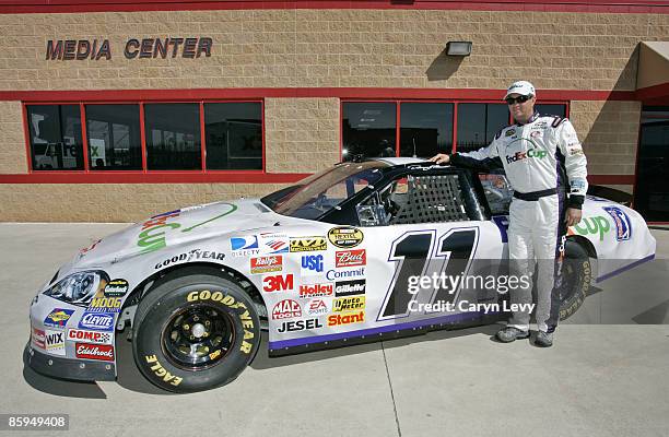 Fedex Racing Tools 77 Fedexcup Racing Stock Photos, High-Res Pictures, and Images - Getty ...