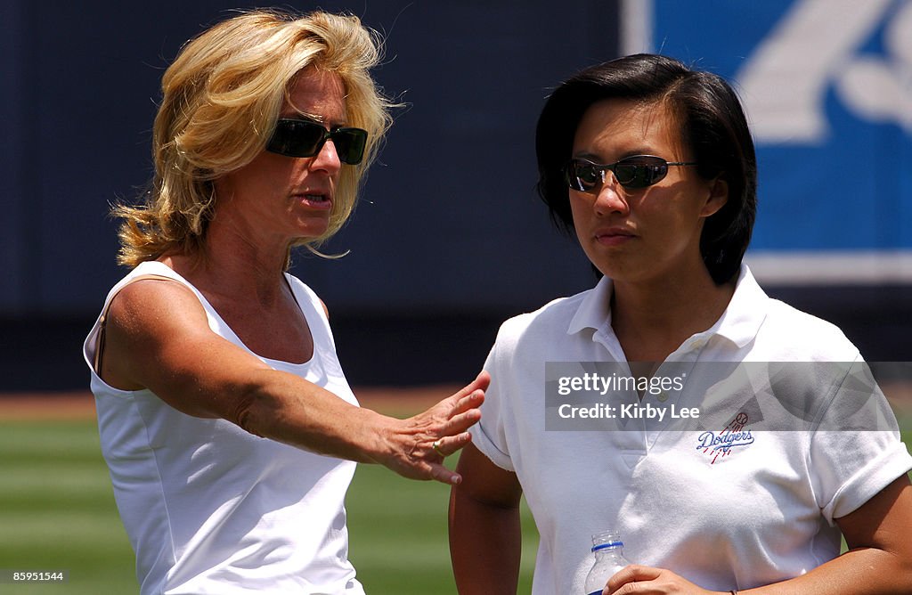 Los Angeles Dodgers Women's Initiative & Network Baseball Clinic - July 3, 2005