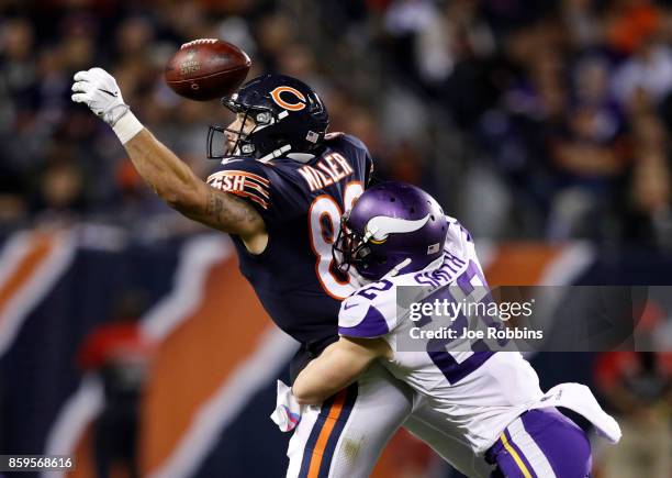 Harrison Smith of the Minnesota Vikings breaks up a pass intended for Zach Miller of the Chicago Bears in the third quarter at Soldier Field on...