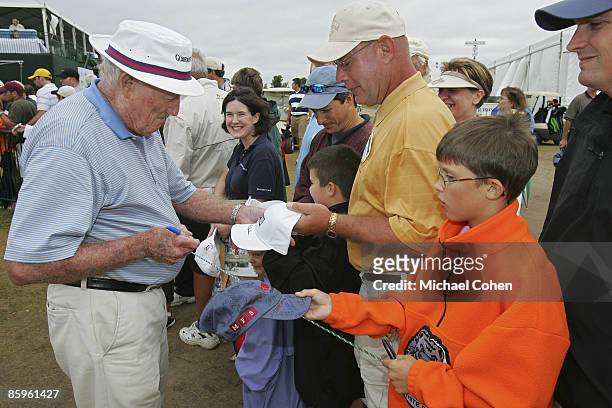 Don January signs autographs after playing in the Greats of Golf Challenge during the second round of the 3M Championship August 4, 2007 at TPC Twin...