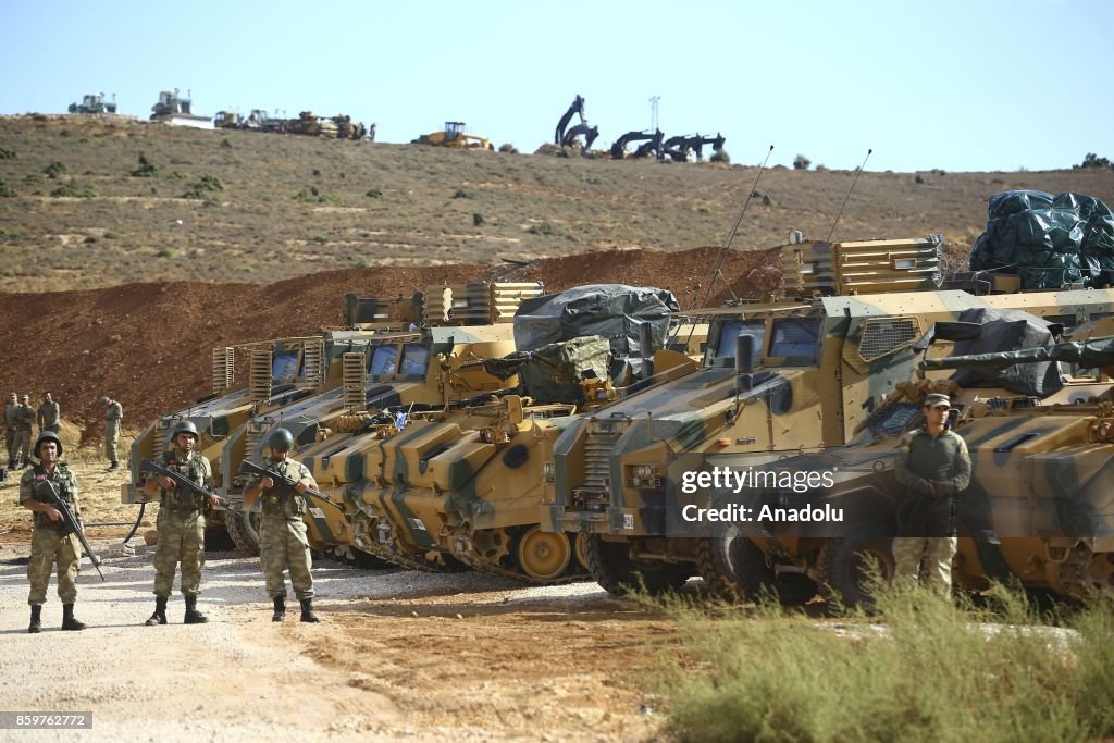 Turkish armored vehicles heads to Syria's Idlib