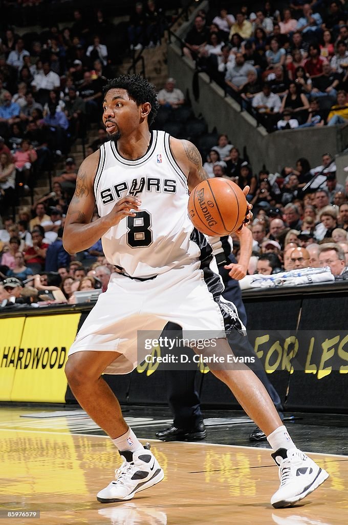 Houston Rockets v San Antonio Spurs