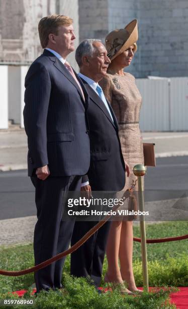 Portuguese President Marcelo Rebelo de Sousa , King Willem-Alexander of The Netherlands and Queen Maxima of The Netherlands listen to both countries...