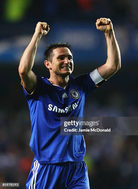 Frank Lampard of Chelsea celebrates after his team went through to the Semi-Final during the UEFA Champions League Quarter Final Second Leg match...